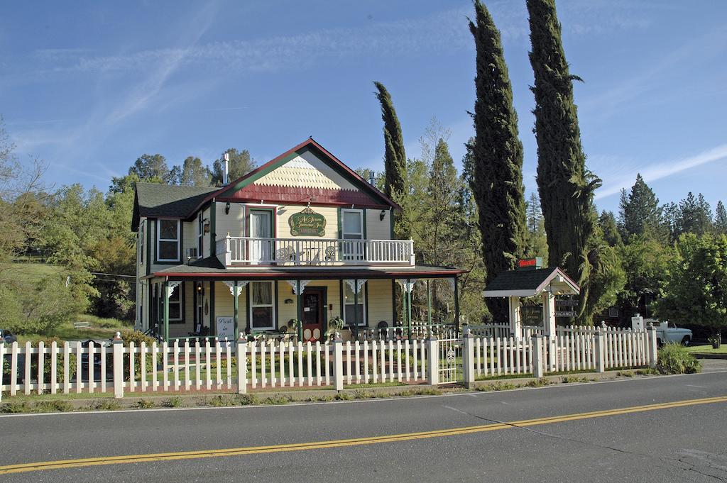 All Seasons Groveland Inn ภายนอก รูปภาพ