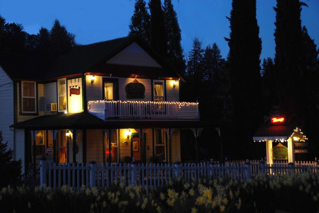All Seasons Groveland Inn ภายนอก รูปภาพ